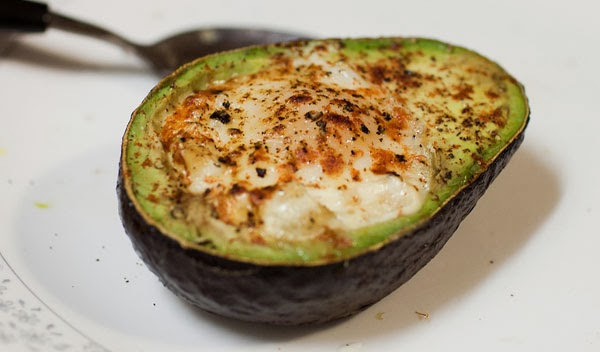 baked-avocado-and-egg